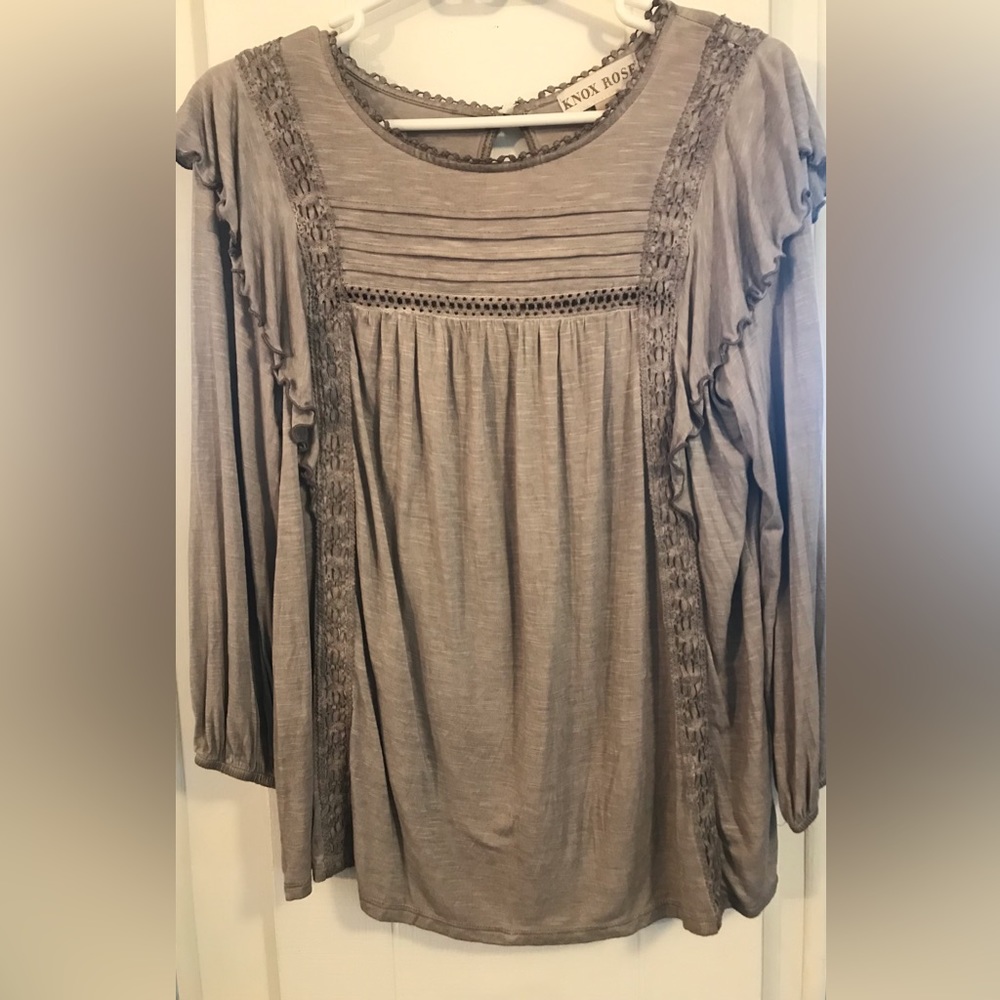 Soft and Cozy top with Lots of Subtle Details By Knox Rose Size Small